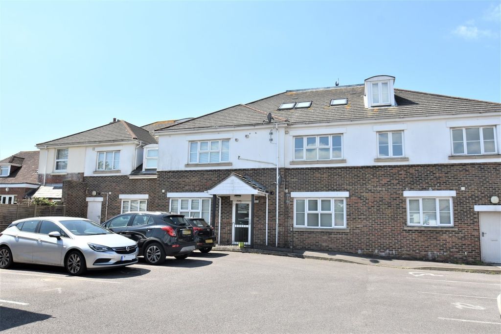 Property photo 1 of 9 Picture No. 30