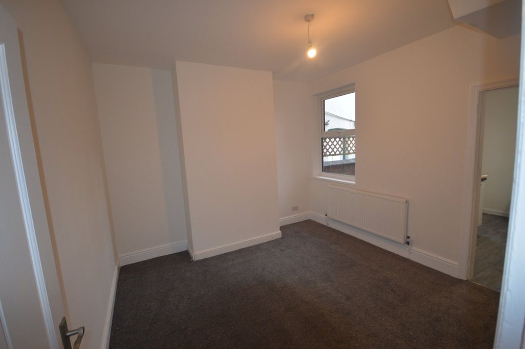 Property photo 3 of 10 Picture No. 04