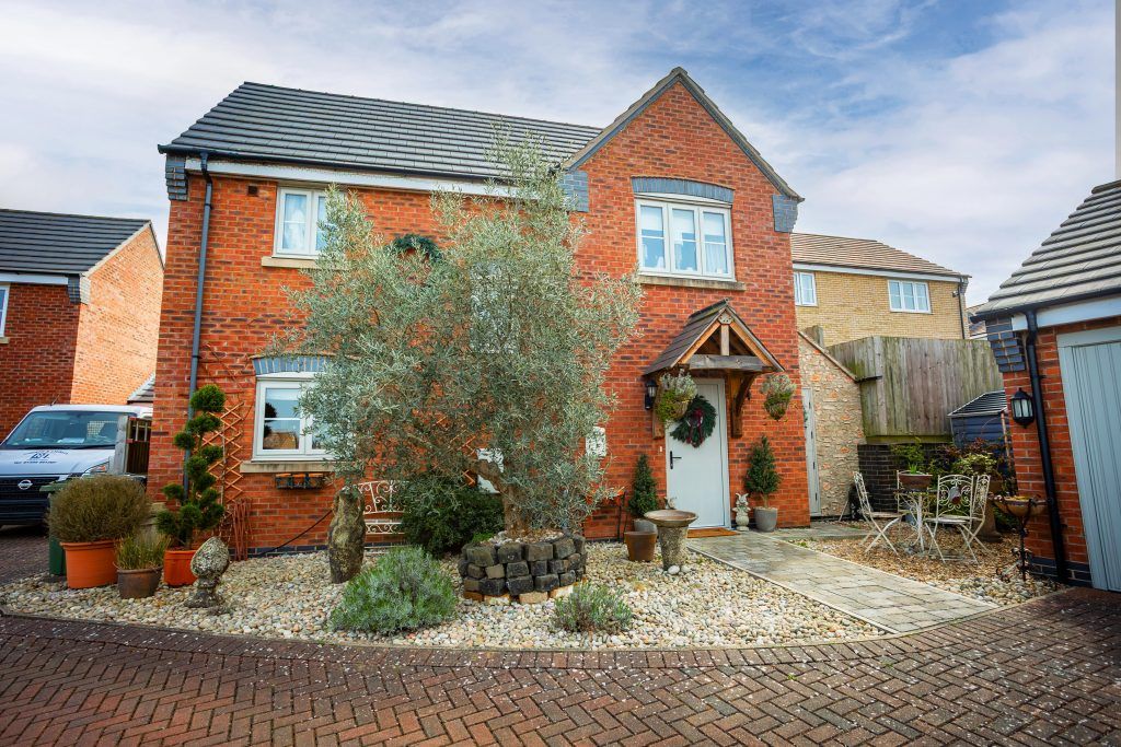 Property photo 1 of 31