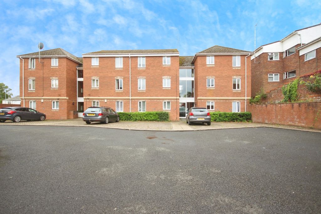Property photo 1 of 16