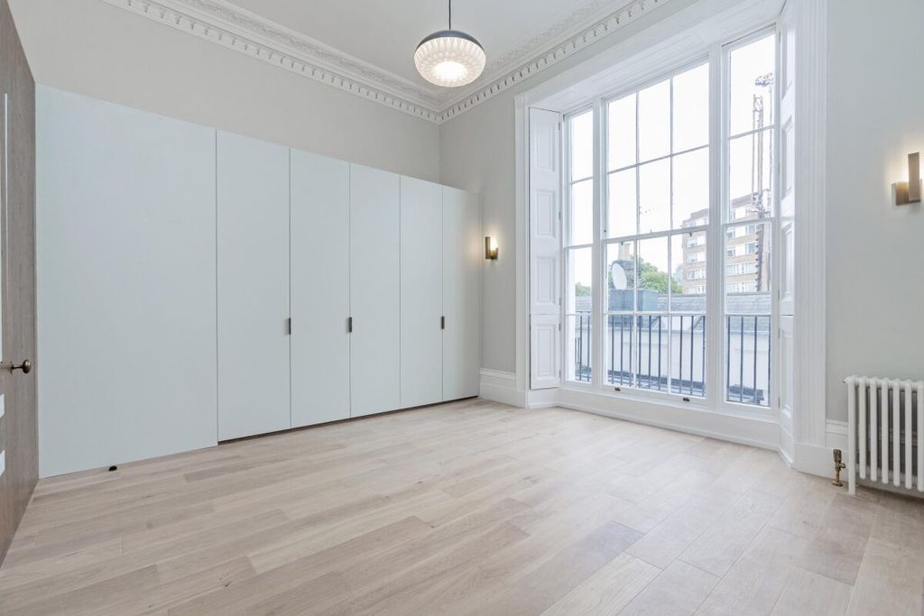 Property photo 3 of 10 Jll