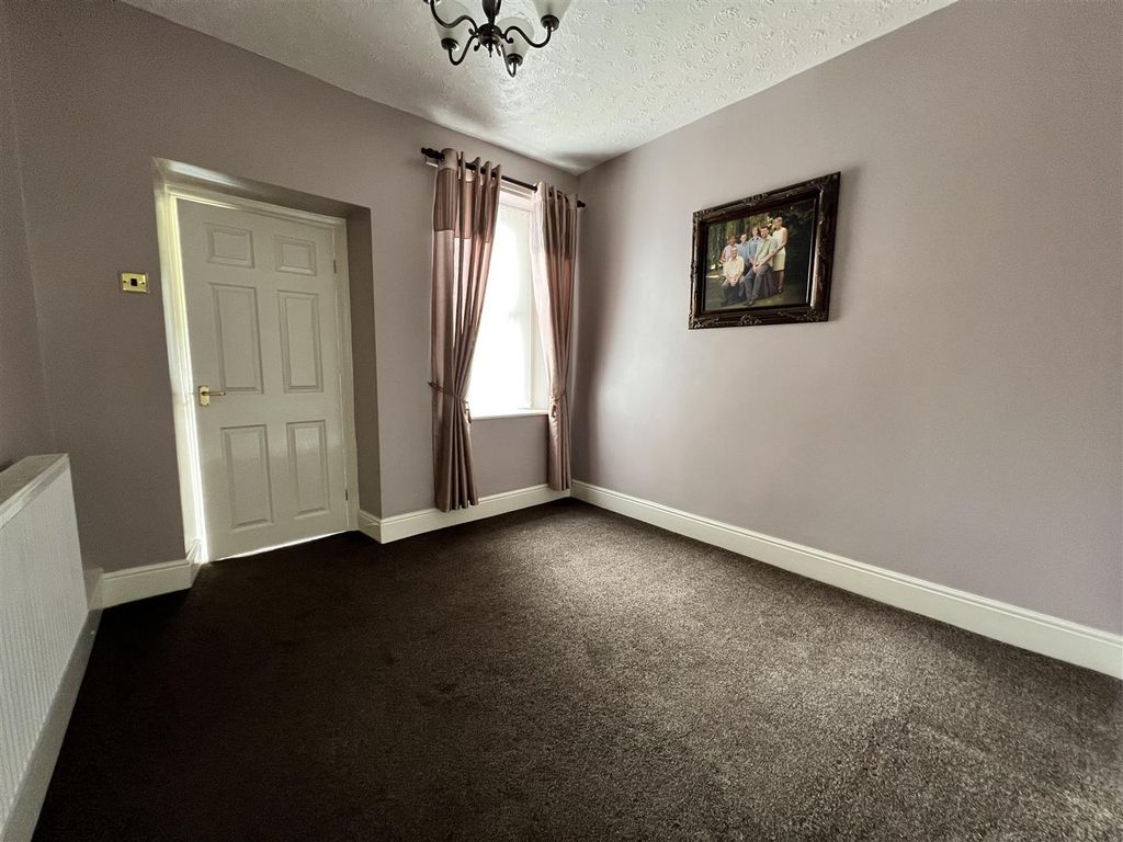 Property photo 3 of 11 Img_8304.Jpg