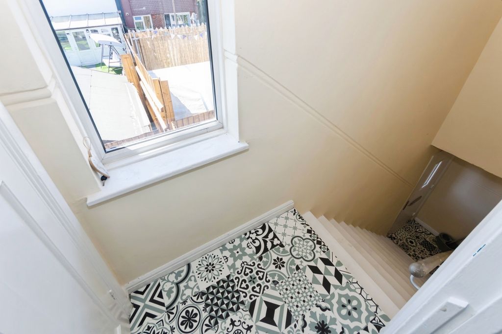 Property photo 2 of 13 Pbox-Img.Jpg