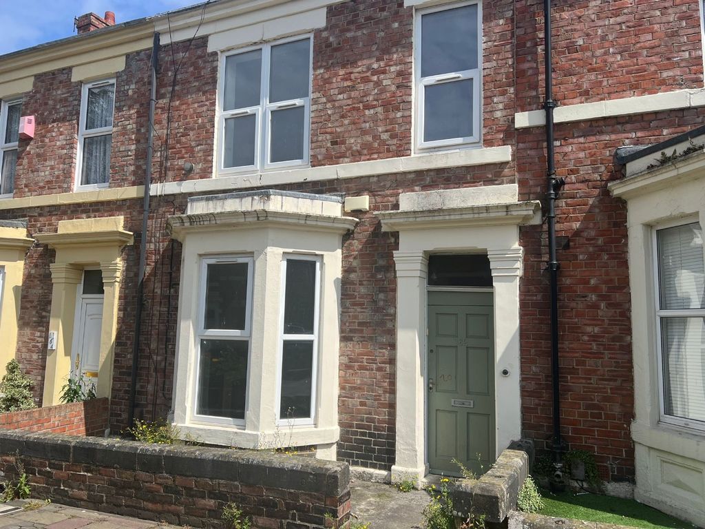 Property photo 1 of 9
