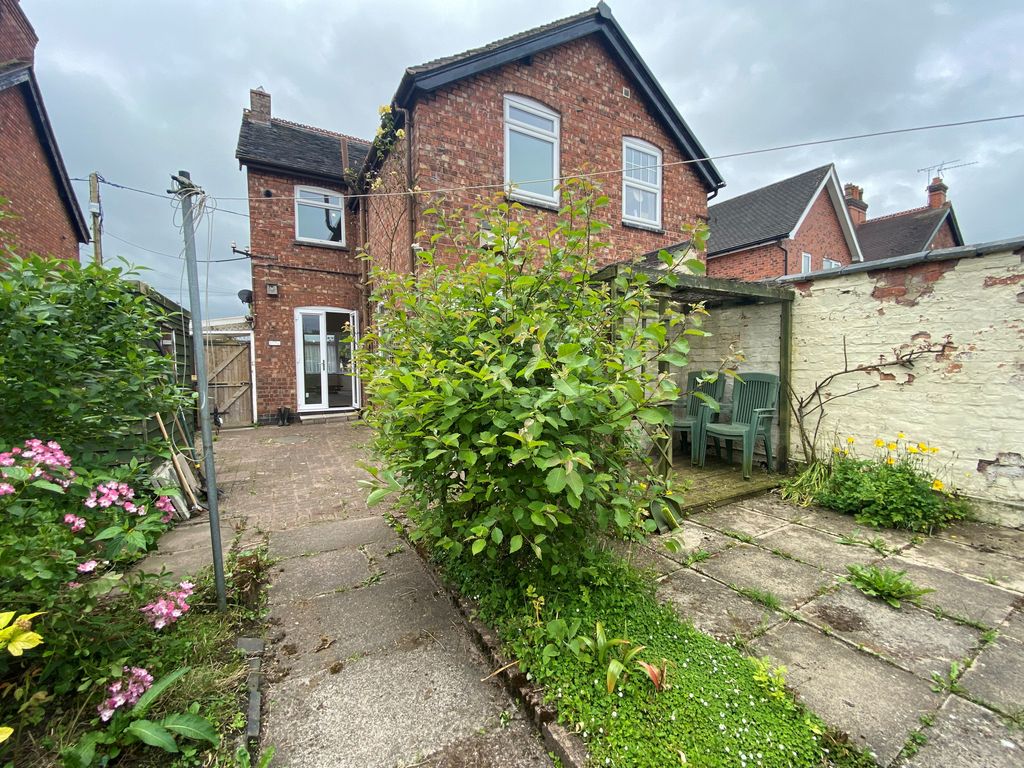 Property photo 2 of 12 Rear