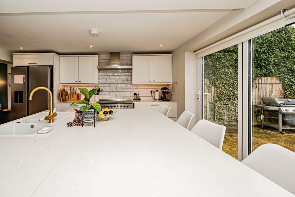 Property photo 3 of 27 1Lowerstreet-4