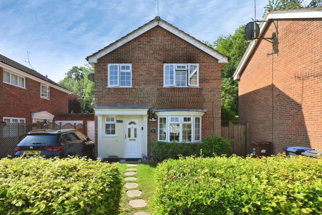 Property photo 3 of 12