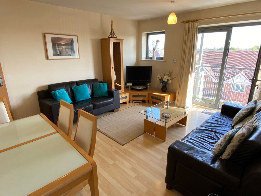Property photo 1 of 12