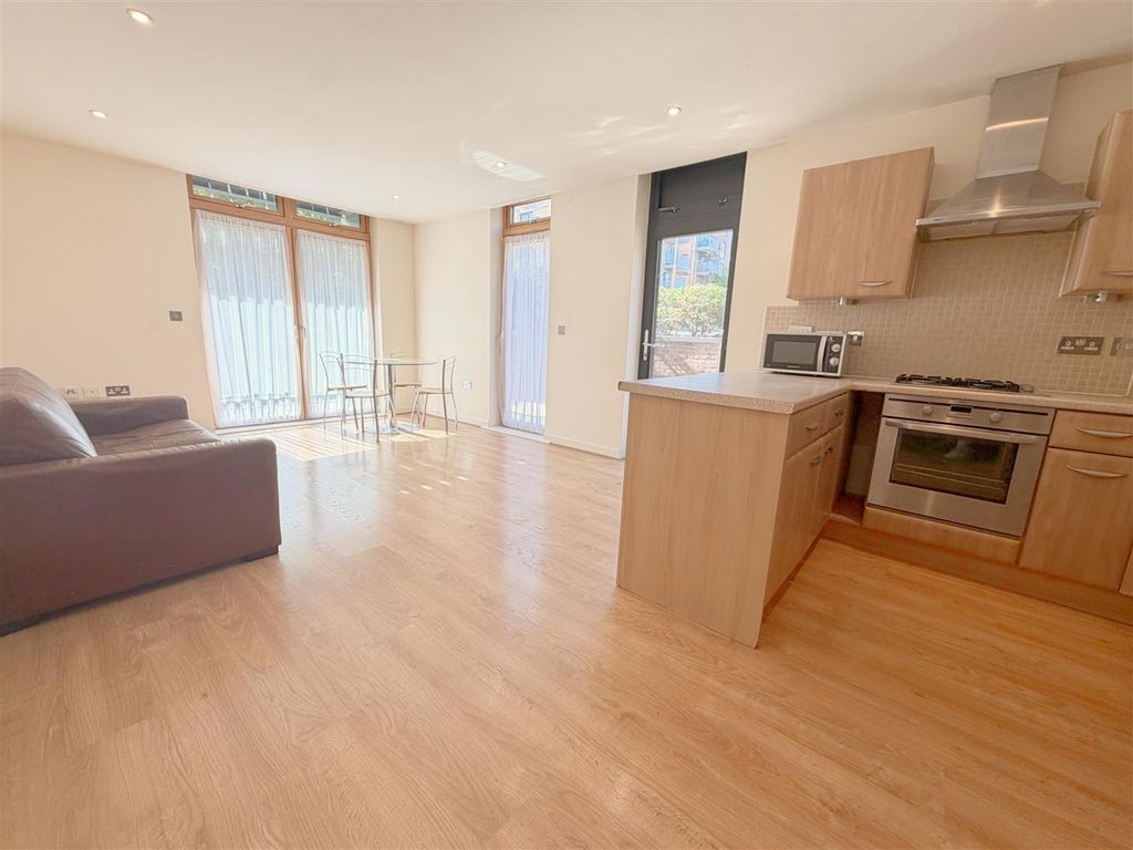 Property photo 2 of 9 Open Plan Style