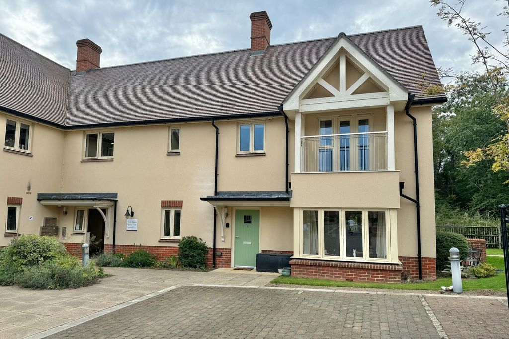 Property photo 1 of 18 Front