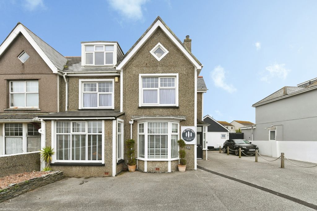 Property photo 1 of 20 Pbox-Img.Jpg