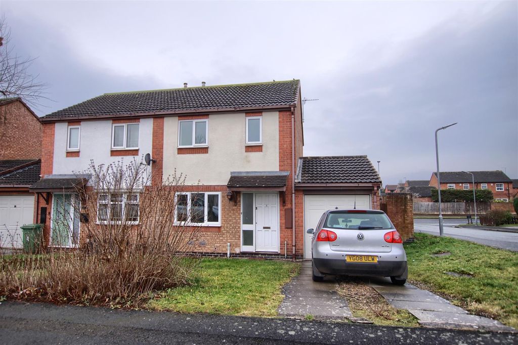 Property photo 1 of 8 Em1.Jpg