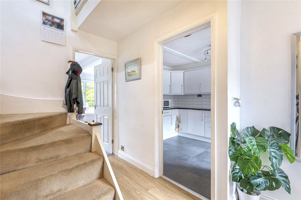 Property photo 2 of 16 Picture No. 02