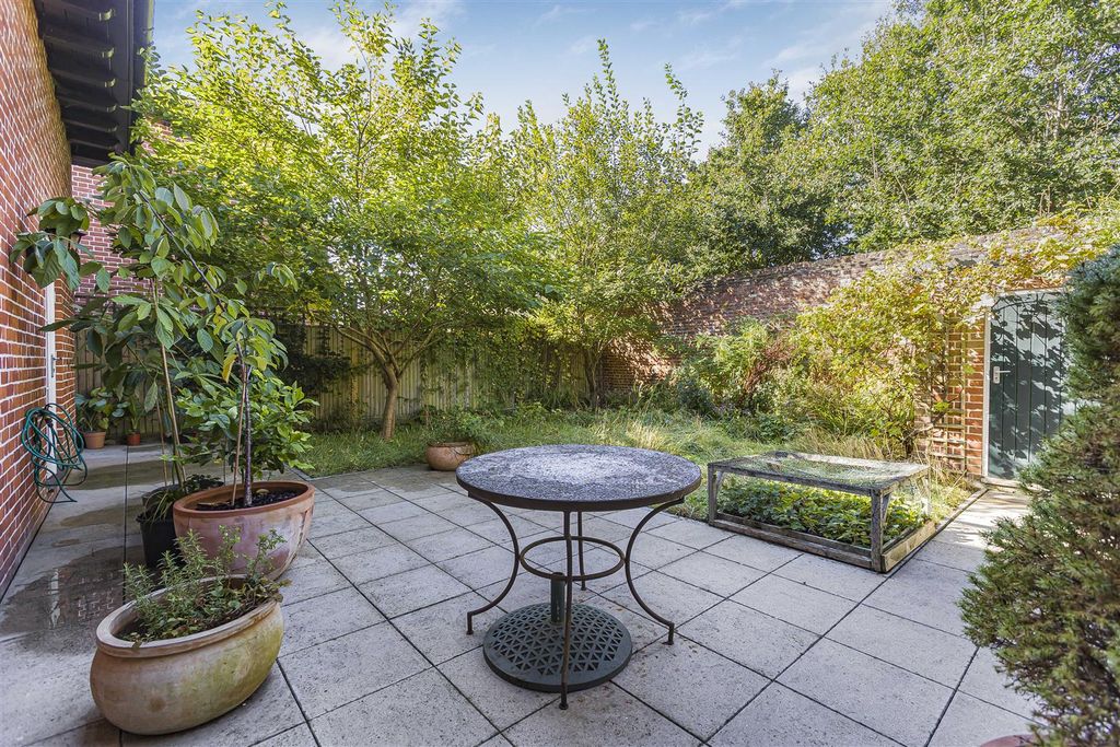 Additional image 20 of 3 bed semi-detached house for saleWillis Grove, Balls Park, Hertford SG13