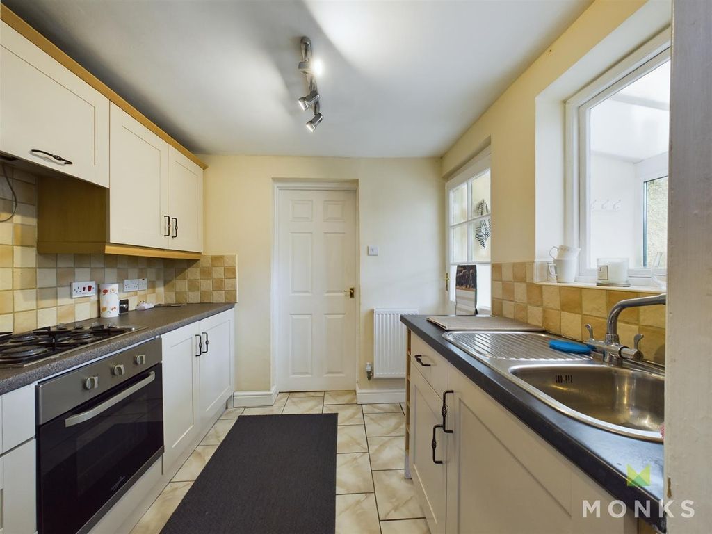Property photo 2 of 16 Cam01420G0-Pr0499-Still010 (1).Jpg