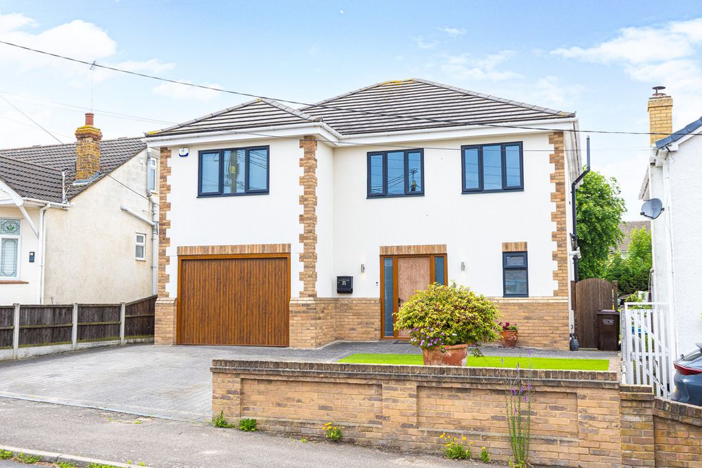 Property photo 1 of 37