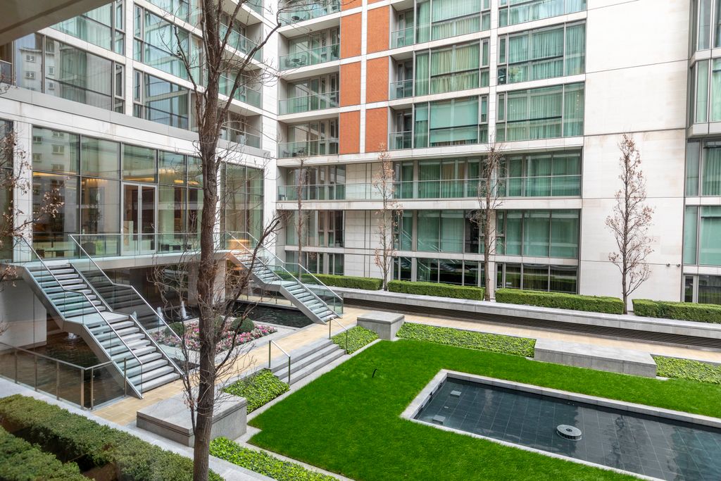 Property photo 3 of 10 Photo15