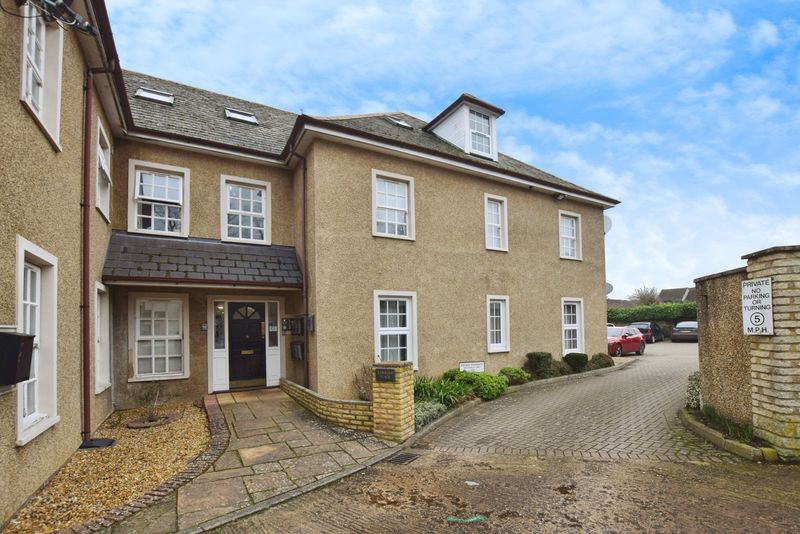 Property photo 2 of 22 Side Access