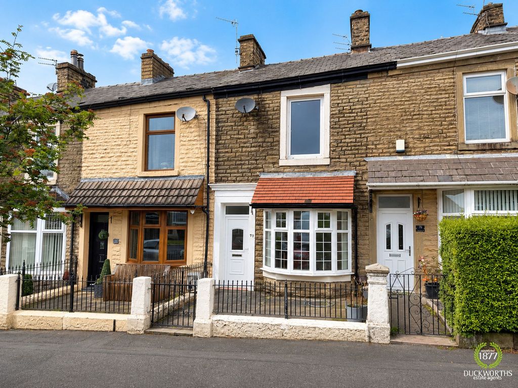 Property photo 1 of 9