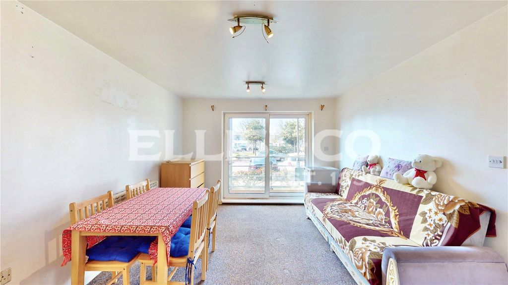 Property photo 3 of 16 Picture No. 39