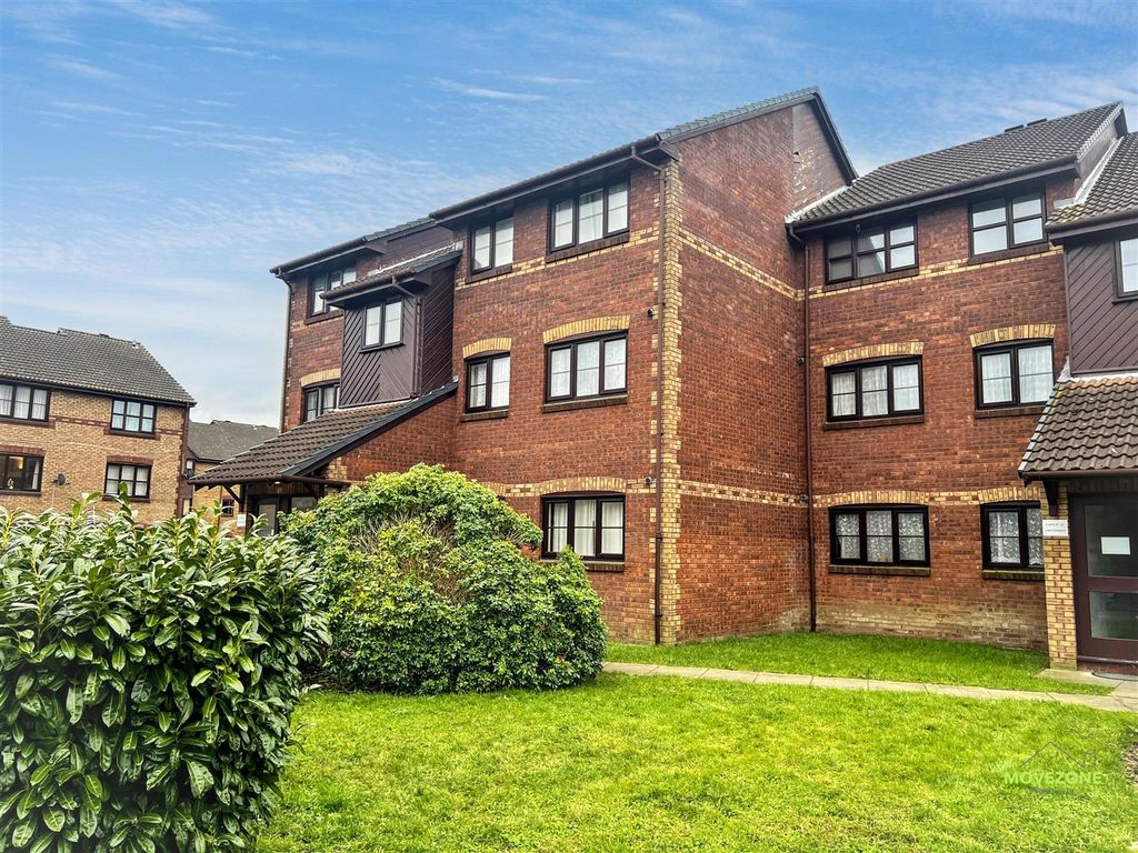 Property photo 2 of 7 Lowry1 (1).Jpg