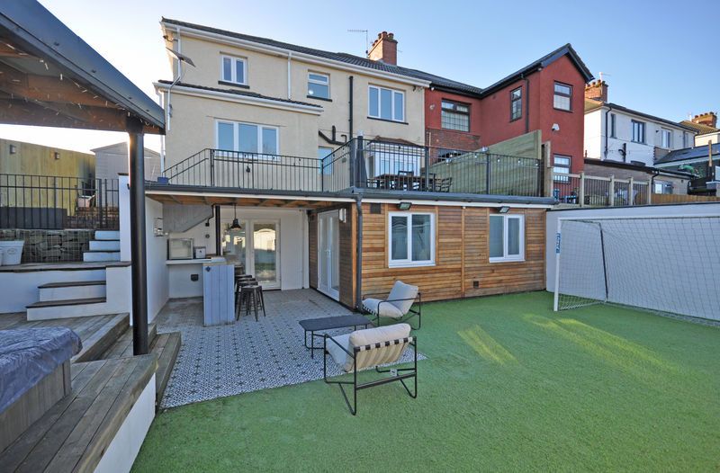 Property photo 1 of 50 Photo 33