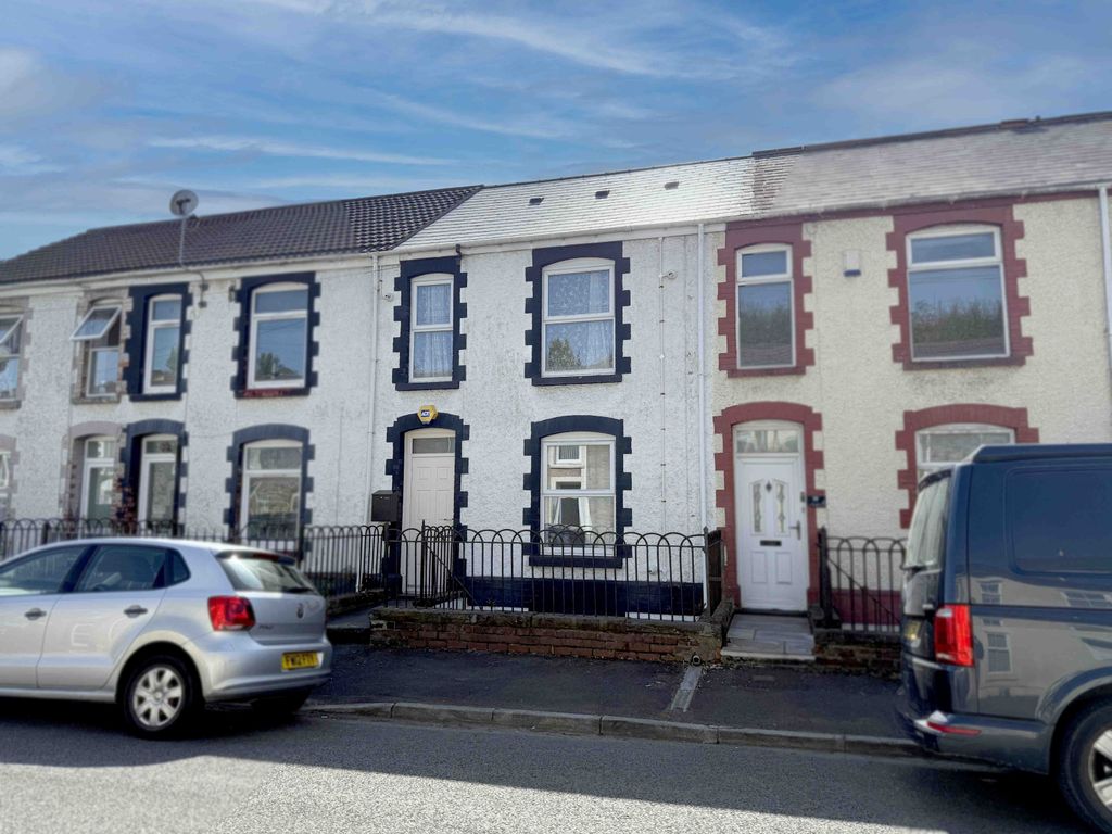 Property photo 1 of 8 3 Bedroom Terraced For Sale On Bartley Terrace, Plasmarl