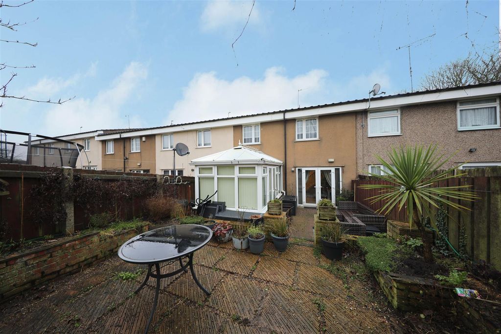 Property photo 3 of 22 Outside