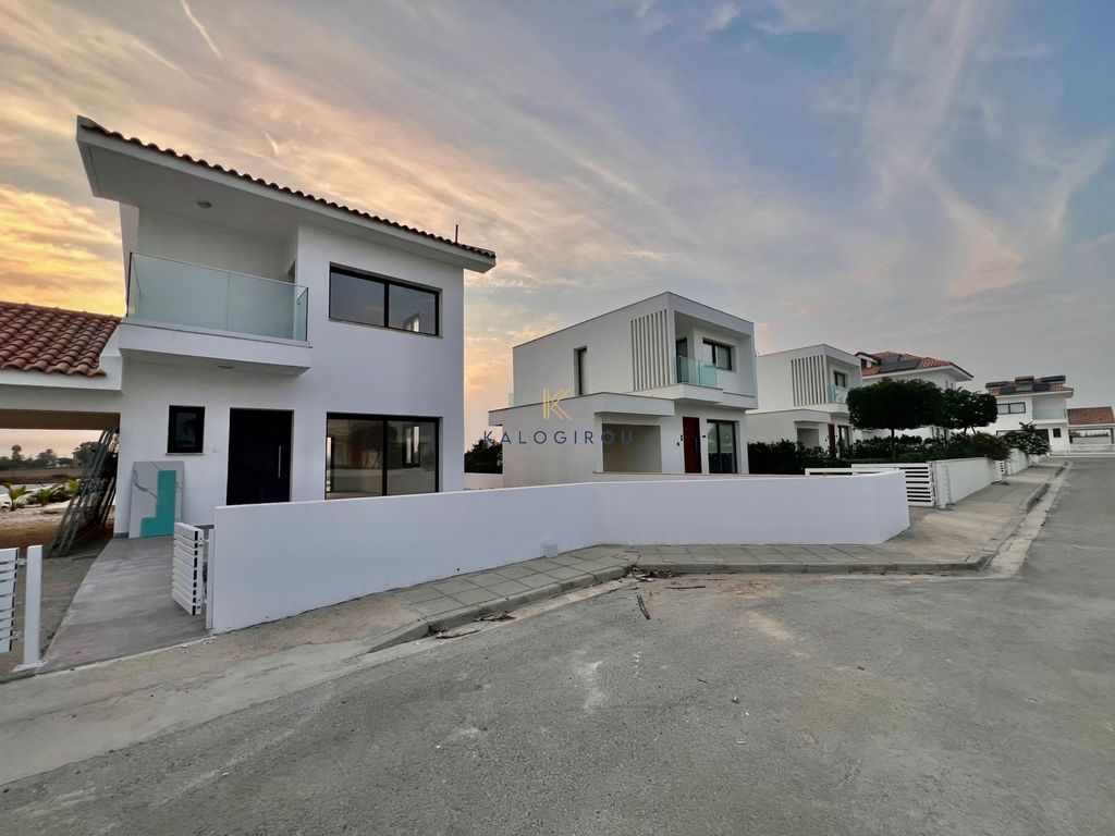 Property photo 1 of 29