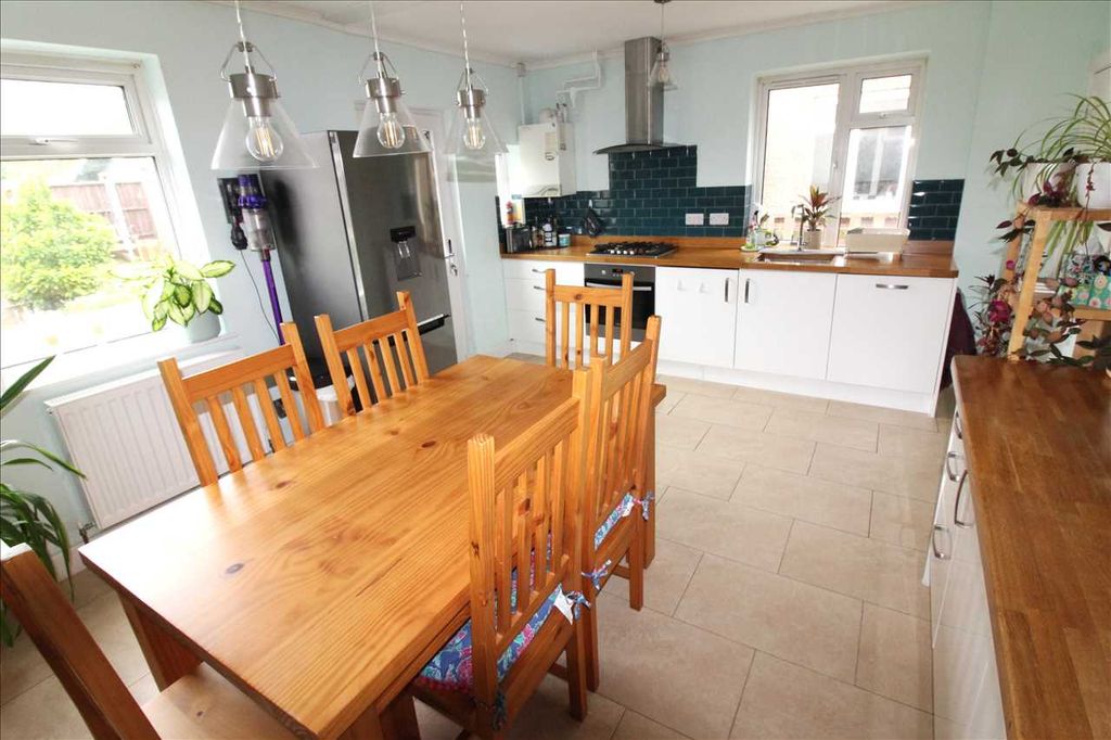 Property photo 1 of 14 Main Picture