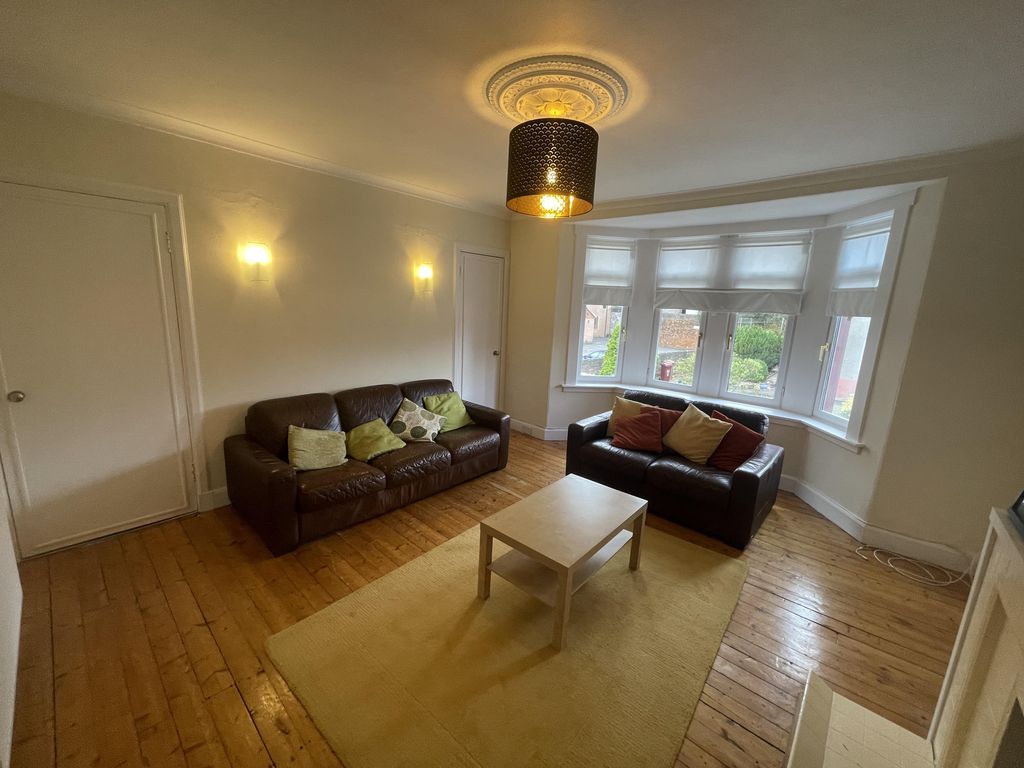 Property photo 2 of 27