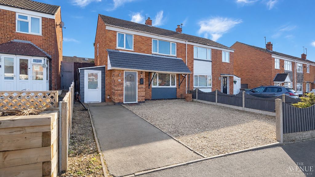 Property photo 1 of 23 5480010