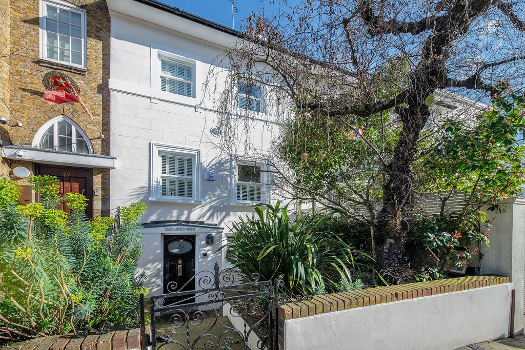 Property photo 1 of 13