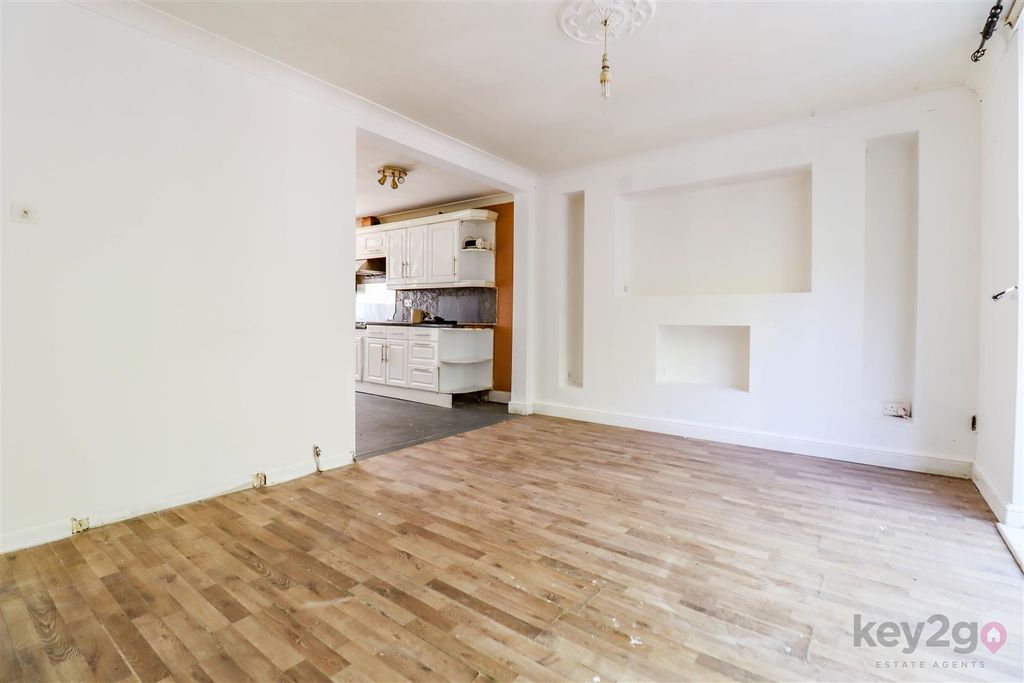 Property photo 3 of 16 Img_8463.Jpg