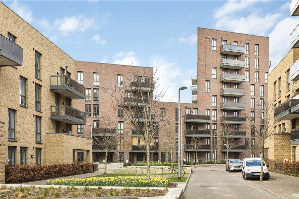 Property photo 1 of 19 Exterior