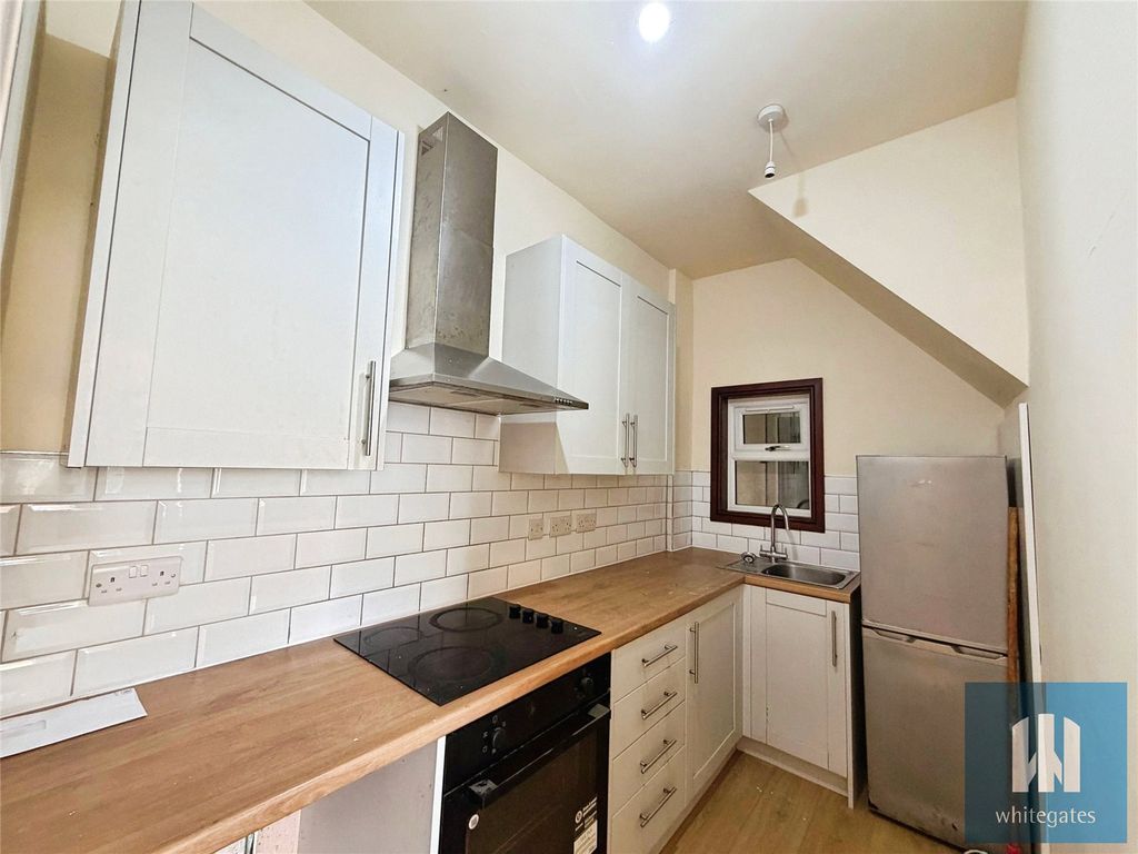 Property photo 2 of 12 Picture No. 48