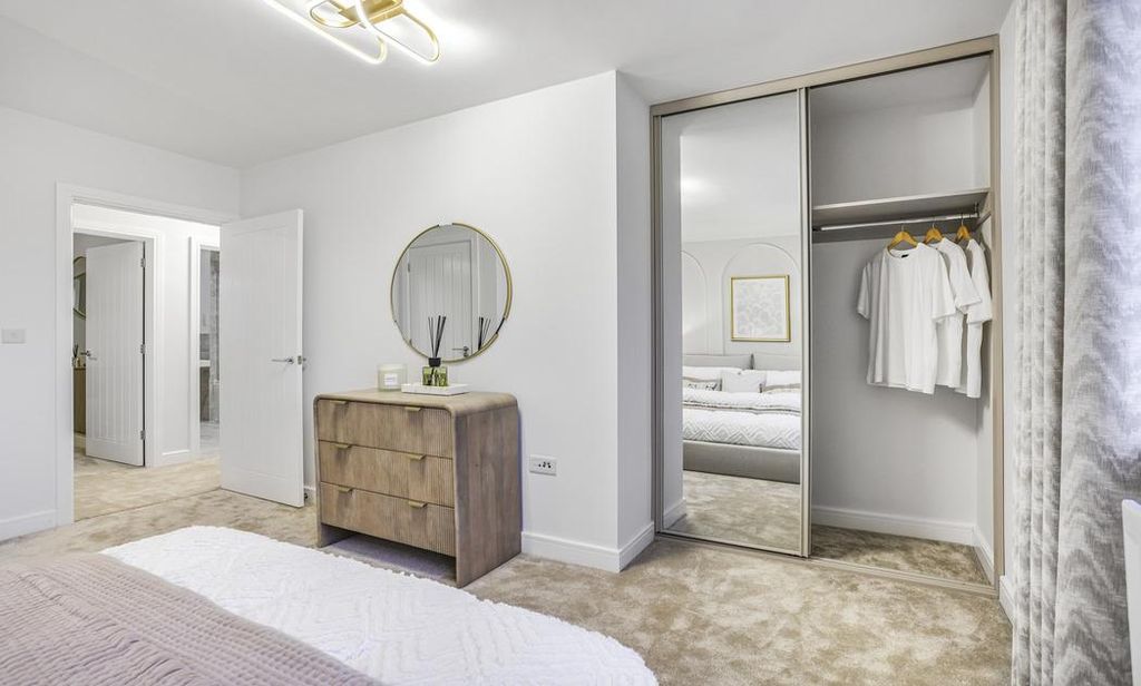 Property photo 2 of 8 Dandara - Zoopla -