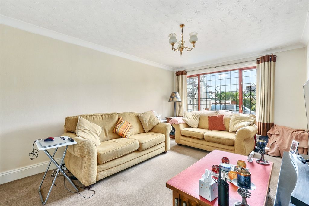 Property photo 3 of 8 Picture No. 06