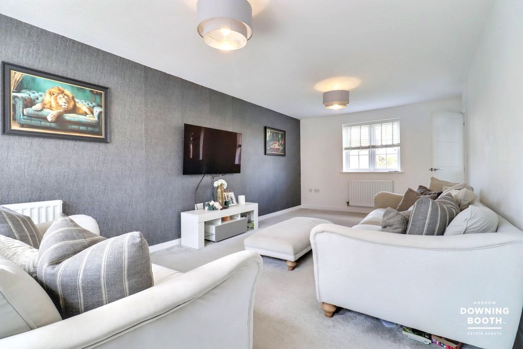 Additional image 8 of 4 bed detached house for saleThompson Way, Lichfield WS13