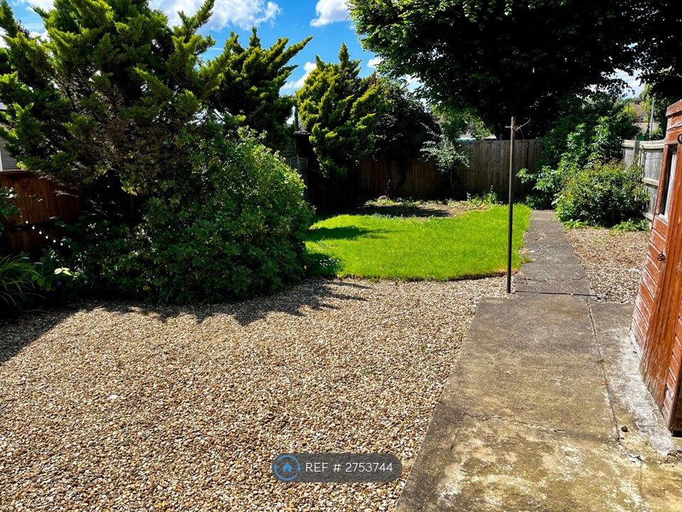 Property photo 3 of 6 Garden