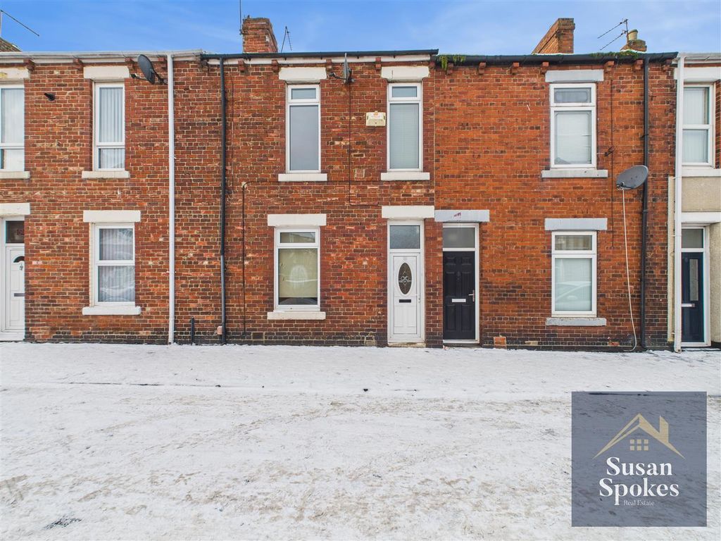 Property photo 1 of 19 Cam01858G0-Pr0211-Still031.Jpg