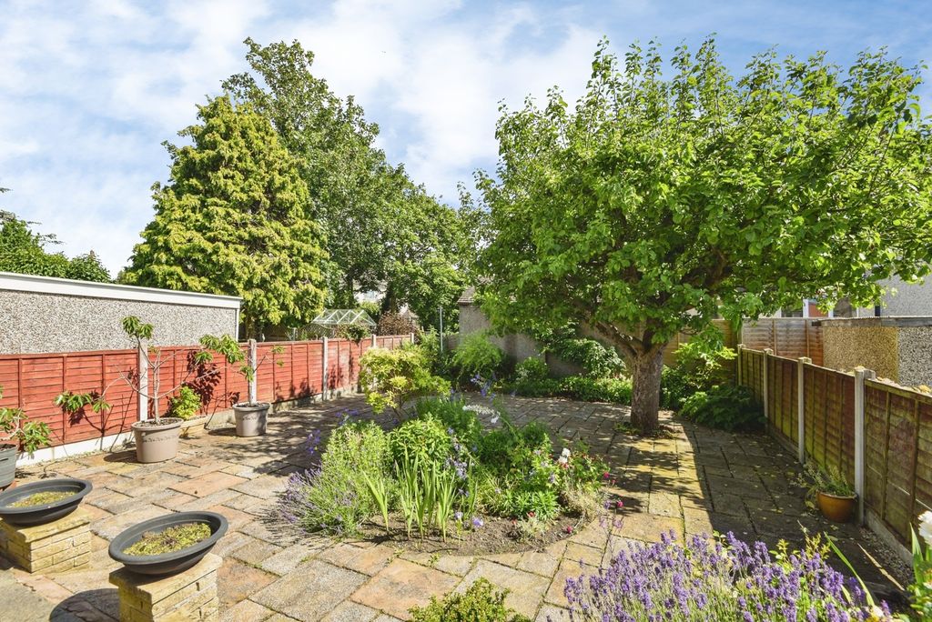 Property photo 2 of 20 Pbox-Img.Jpg