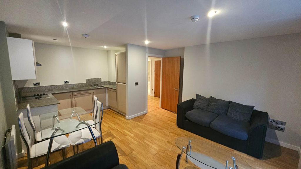 Property photo 3 of 16