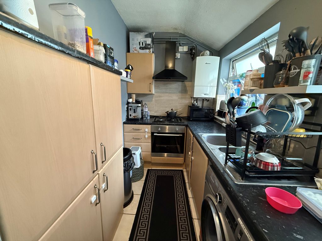 Property photo 2 of 4