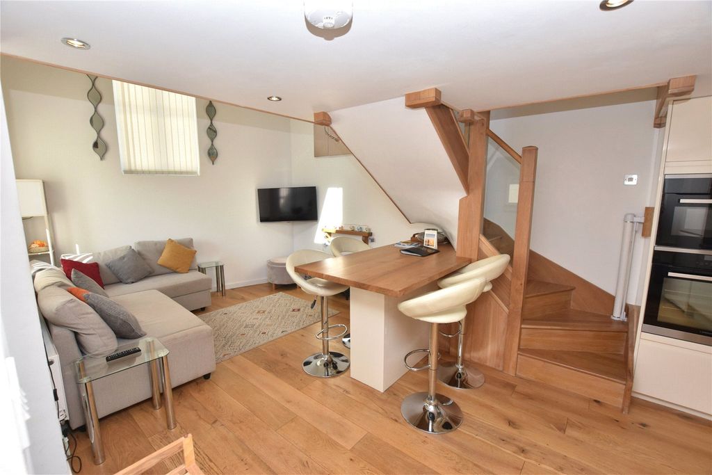 Property photo 2 of 14 Picture No. 06