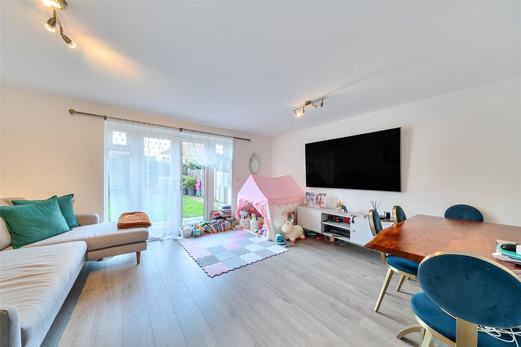 Property photo 2 of 17 Picture No. 08