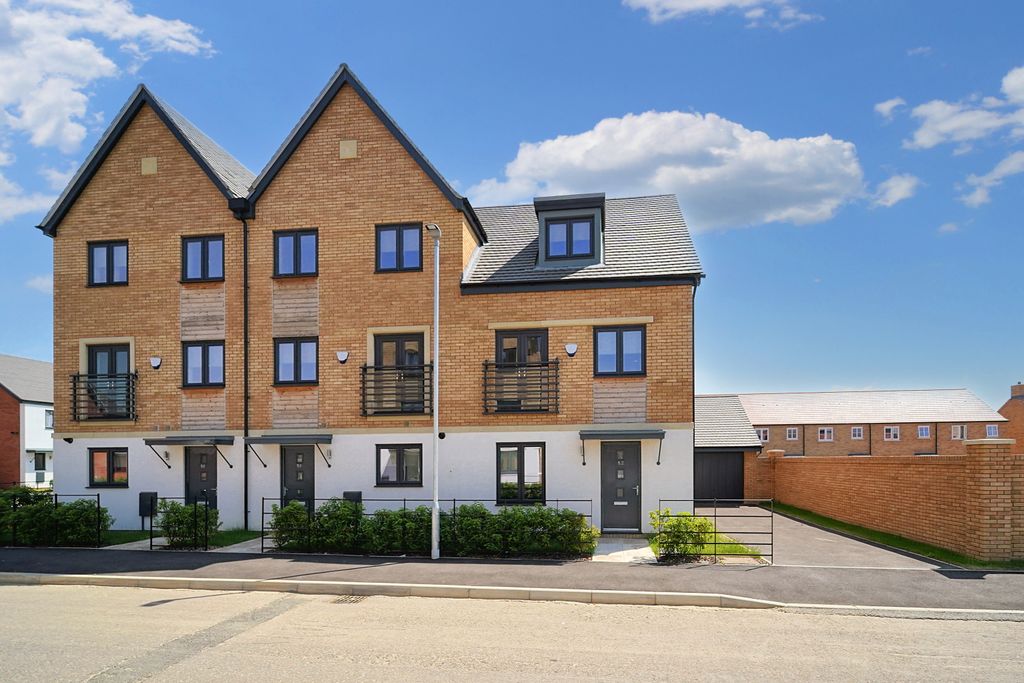 Property photo 1 of 15 Image