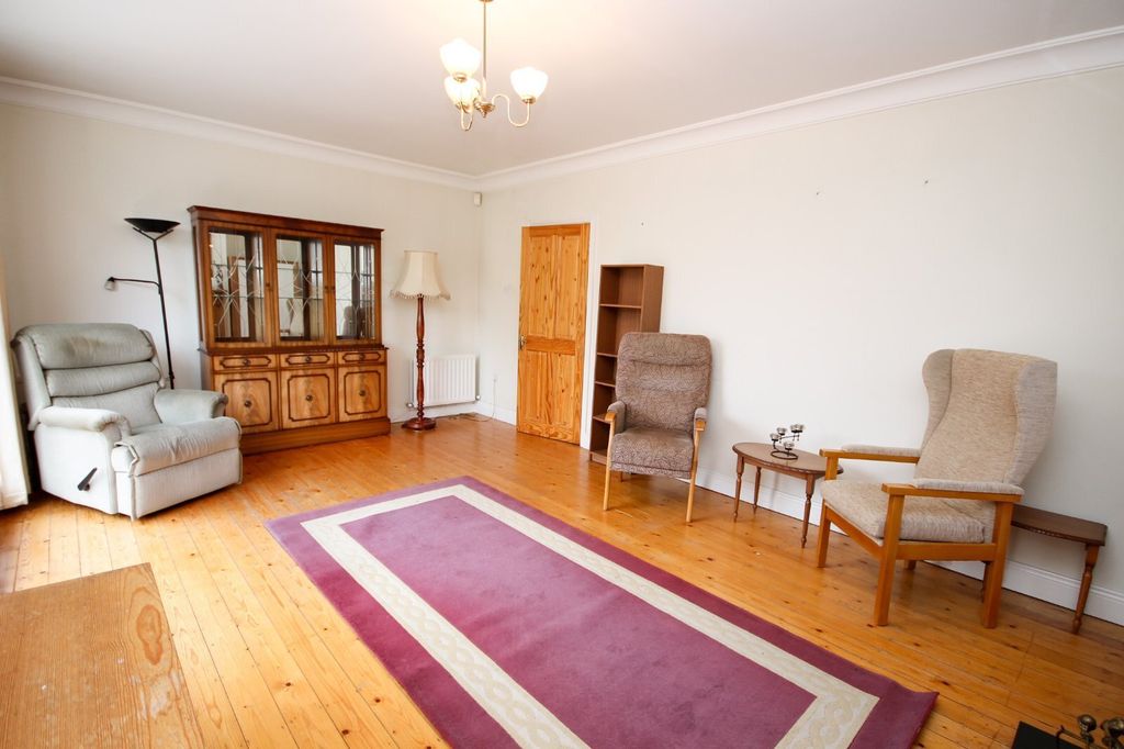Property photo 3 of 13 Picture No. 13