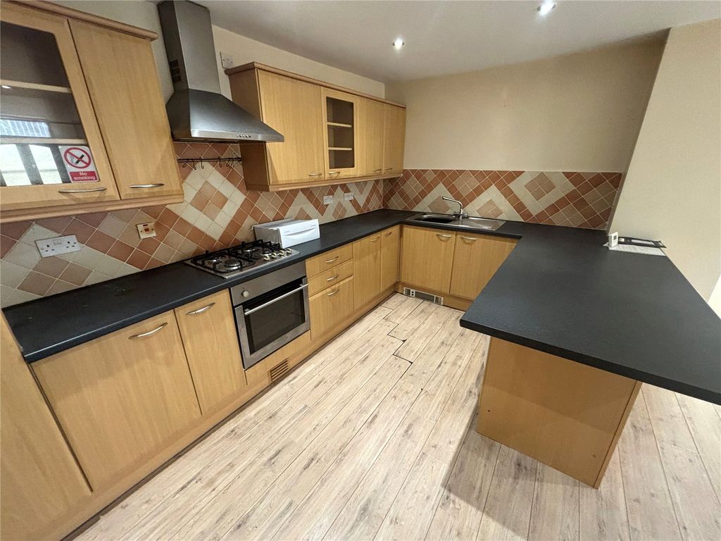 Property photo 2 of 13 Picture No. 26