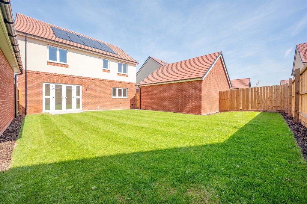 Property photo 2 of 13